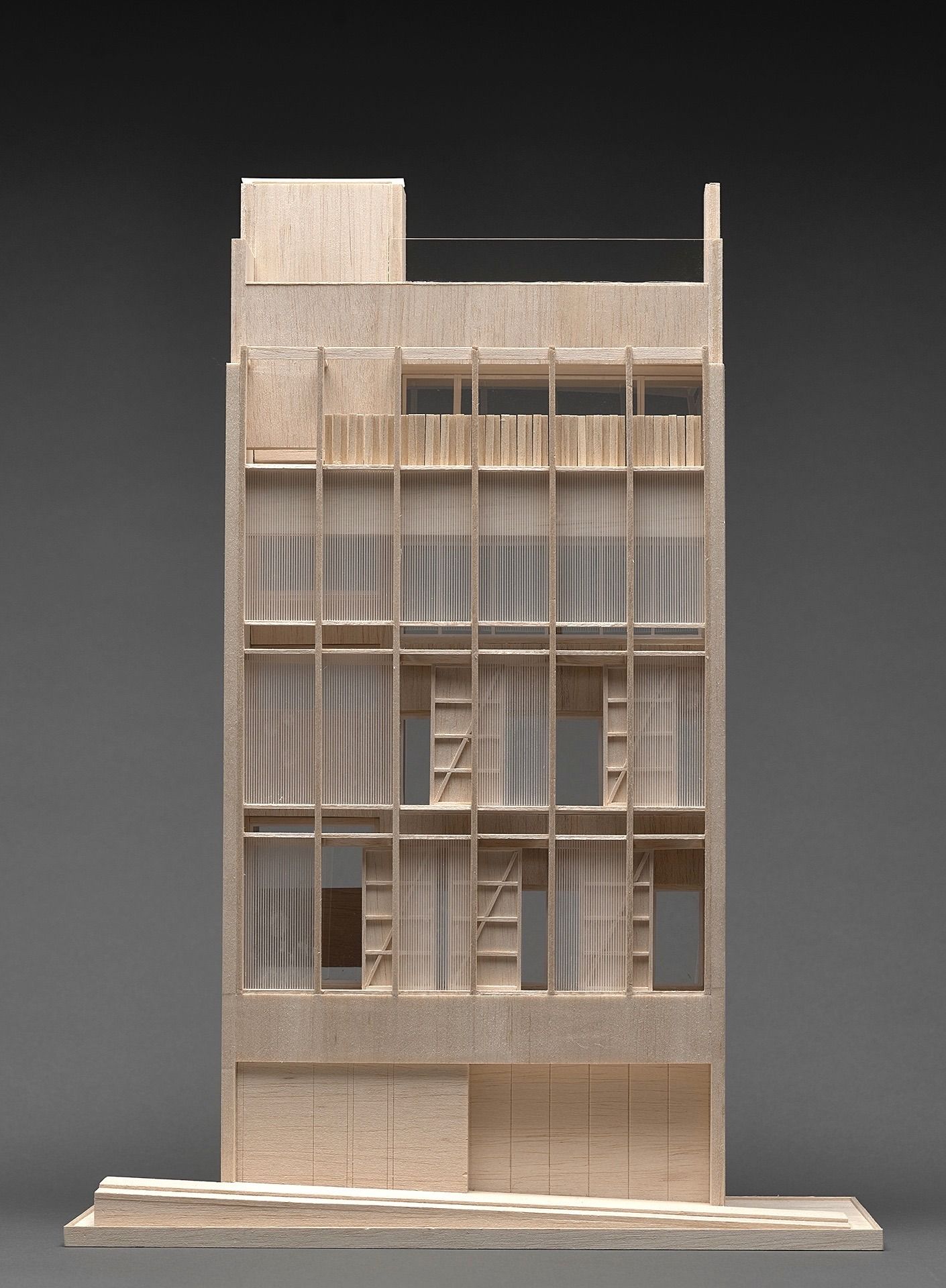 51 Fotografía de la maqueta de José Doña de Efraín Pintos y Manuel Vías